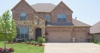 Exterior 2 story home at woodcreek