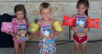 3 kids with floaties and ice cream toy at woodcreek